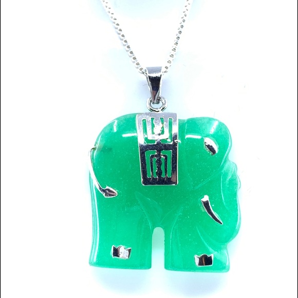 Sterling Silver Green Jade Elephant Pendant - Picture 3 of 3